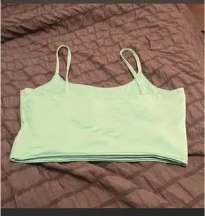 Silky crop top thumbnail 3