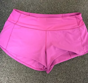 Lululemon Shorts thumbnail 1