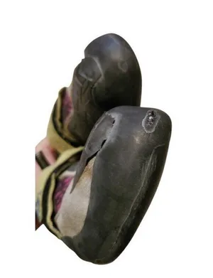 La Sportiva Skwama Climbing Shoes Women 6.5 FOR PARTS OR REPAIR NEED RESOLING thumbnail 6