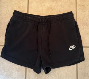 Nike Sweatshorts thumbnail 1