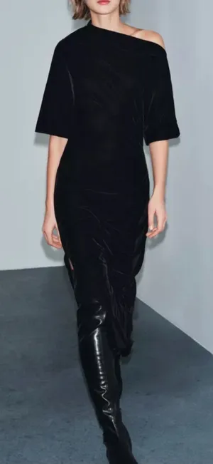 Zara ZW COLLECTION VELVET DRESS Black‎ One-Shoulder Midi Dress thumbnail 1
