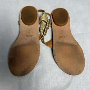 Coach Cheyanne Metallic Gold Textured Leather Thong Sandals G3161 Womens 6B thumbnail 4