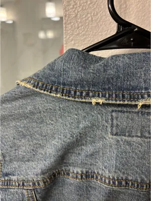 Universal Threads Jean Jacket thumbnail 4