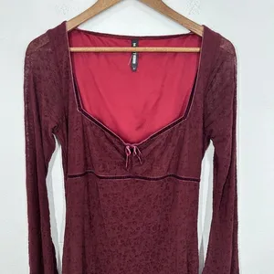 Motel Size XL Burgundy Velvet Mini‎ Dress Sweetheart Neckline Bell Sleeve thumbnail 4