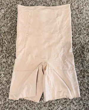 Spanx On Core Shorts - L thumbnail 1
