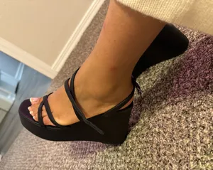 Wild Fable Black Women’s Platform Wedge Sandals 7.5 thumbnail 1