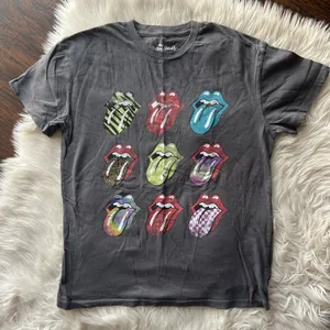 Multicolor Graphic T-shirt thumbnail 2