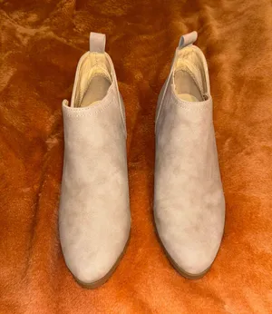 Boutique Boots Size 6 thumbnail 1
