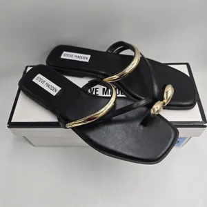 Steve Madden Women's Toe Ring Sandal Size 9 Black Ardent Gold Ring New In Box thumbnail 3