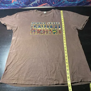 Brown Hawaii Graphic T-Shirt size XL thumbnail 5