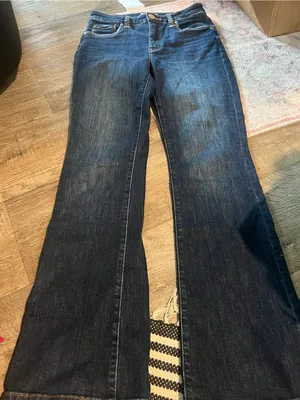 Kut from the kloth Ana high rise fab ab flare jeans thumbnail 2
