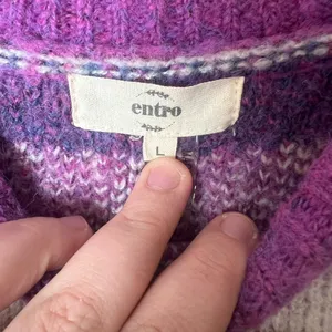 entro Woman’s‎ Large Knit Geometric Patterned Purple chunky pullover Sweater thumbnail 2