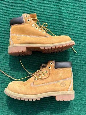 Timberland 6 Inch Premium Waterproof Boot 'Wheat' Nubuck Size 3 Women’s Size 4.5 thumbnail 1