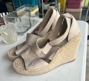 Treasure and bond heels thumbnail 1