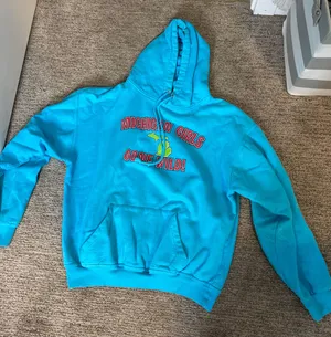 michigan hoodie Size M thumbnail 1