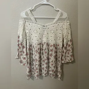 VICI Floral Lace Boho Blouse Size Medium Spring Summer Top thumbnail 3