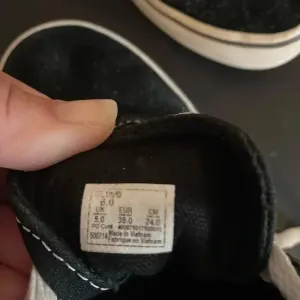 Black Old School Vans‎ Youth Size 6 W7 thumbnail 12