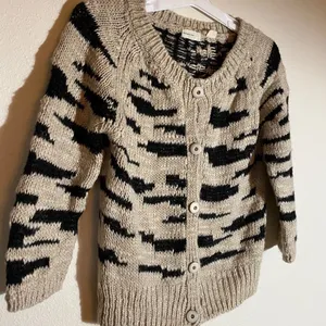 Sleeping on‎ Snow Cardigan Sweater thumbnail 6