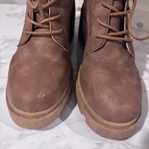 Sugar Fabians Brown Heeled Boots Size 8 | Trendy Fall Fashion Essential thumbnail 9