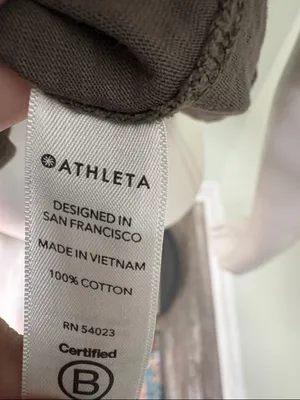 Athleta Organic Olive Green Daily Crop Short Sleeve Tee Medium thumbnail 6