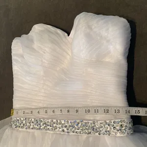 Women’s White Wedding Dress Tulle Ruffles Sweetheart Neckline Size 6 NWOT thumbnail 9