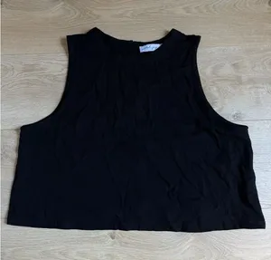EUC Petal and Pup Marnie Tank 100% linen black crop coastal lightweight size XL thumbnail 1