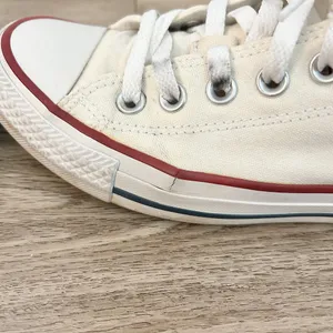 Converse Women's White Low Top Sneakers Size 6.5 thumbnail 11