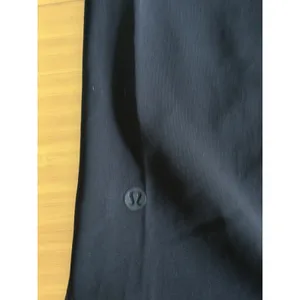 Lululemon On The Fly Skirt Womens Size 8 Black Elastic Drawstring Waist Active thumbnail 9