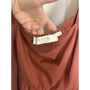 ASTR the Label Poplin Puff Sleeve Tiered Midi Dress L Square Neck Rust Cottage thumbnail 8