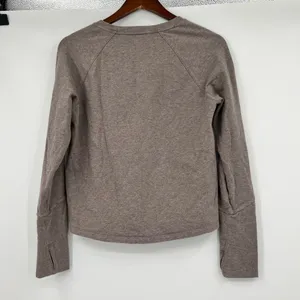 Athleta Idyllwild Sweatshirt Cropped Crew Neck Thumb Holes Taupe Brown sz small thumbnail 4