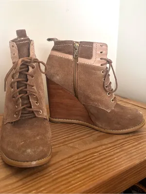 Cynthia Vincent Brown Suede Lace-Up Wedge Ankle Boots thumbnail 2