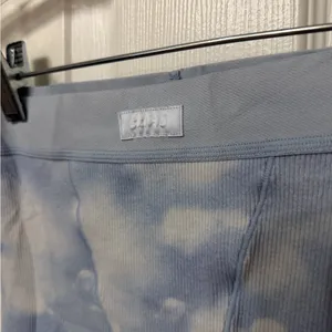 NWOT SKIMS SIZE XXS - Sky Blue quartz‎ Cloud print Rib Boxer Briefs thumbnail 3