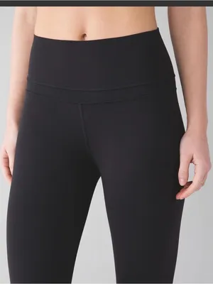 Lululemon Align Pant 30” Sz 4 Black Stretch Logo Pilates Yoga Workout thumbnail 6