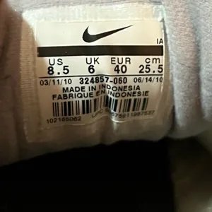 NIKE Eclipse Women's Sneakers Gray Nubuck Lace Up Lightweight Pink Trim 8.5 thumbnail 11