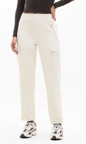 New Athleta 8P Endless Cargo Pant Bone White Size 8 Petite thumbnail 1
