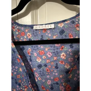 Karlie Blue Floral V Neck Crop Top Size Medium Hippie Boho 3/4 Sleeve thumbnail 2