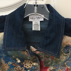 FINAL MARKDOWN Ladies’ Graff Wear Petite Beaded & Embroidered Vest (PXS) thumbnail 2