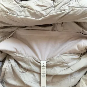 Lululemon Pack It Down Vest Chrome Grey Size 6 Goose Down Puffer Winter Ski thumbnail 5