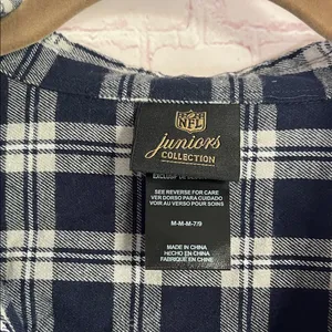 NFL Patriots Blue and White Plaid Button Down Shirt Juniors Woman’s size‎ Medium thumbnail 2