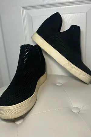 Steve Madden Black Perforated Wedge Sneakers 10 Wrath‎ Platform Booties Mesh thumbnail 1