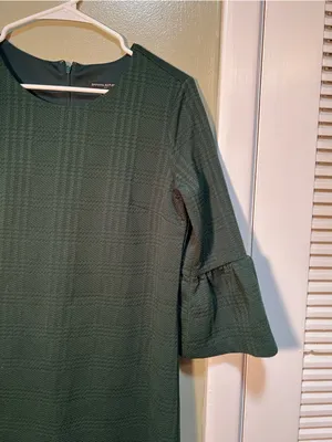 Banana Republic Women's Size 4 Dress Dark Green Textured‎ Holiday Bell Sleeve thumbnail 6