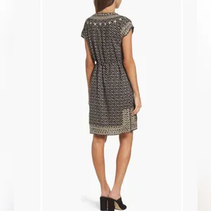THML Black and Cream Embroidered Printed V-Neck Shift Dress with Tie size small thumbnail 4