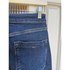 Pilcro and the Letterpress Anthropologie High Rise Straight Leg Raw Hem Jeans Dark Wash Blue Size 26 thumbnail 4