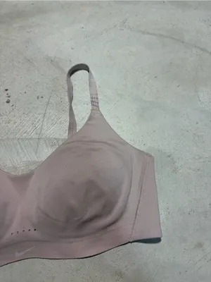 Nike Wireless Sports Bra medium thumbnail 3