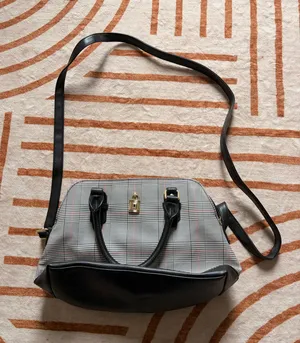 Black and White Purse thumbnail 1