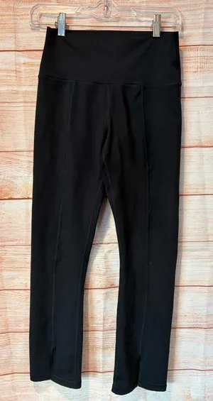 aerie Offline The Hugger High-Rise Leggings in Black thumbnail 1