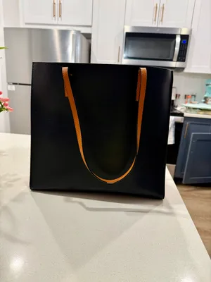 Marc Jacobs Leather Tote thumbnail 7
