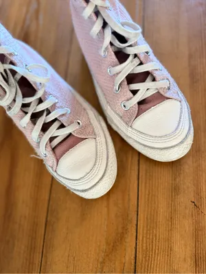 Converse Sneakers thumbnail 2