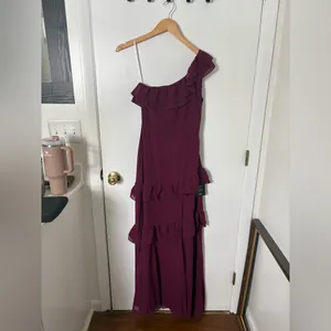 Lulus Brilliant Grace Plum Purple Ruffled One-Shoulder Maxi Dress Size XS Formal thumbnail 4