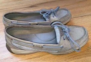 Women’s Sperry’s Size 8 thumbnail 1